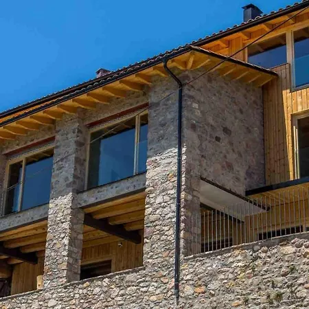 Eco-apartaments Cal Rossa De *
